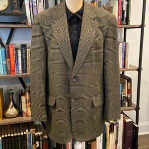 Men’s Classic Houndstooth Blazer, Attractive and Great Condition!